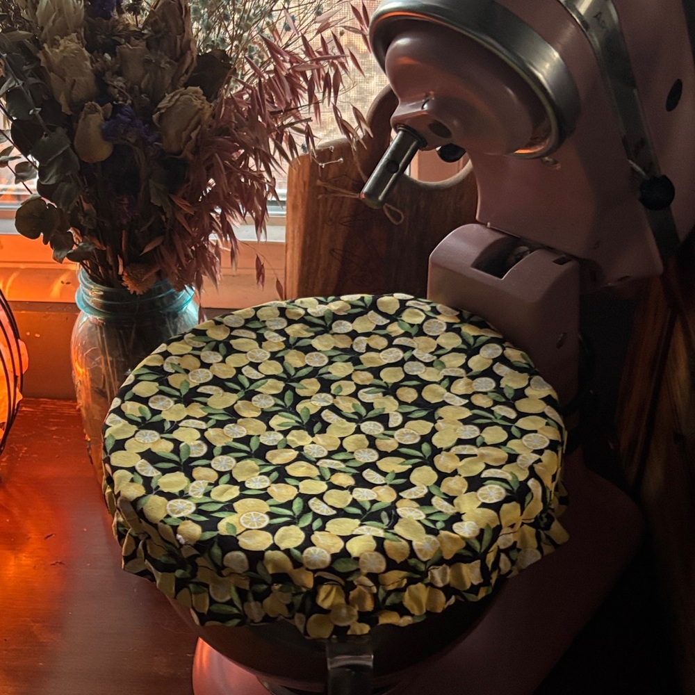 Lemon Patterned Mixer Cover